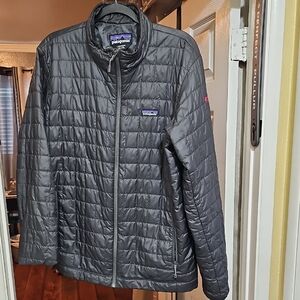 Patagonia Men's Gray Quilted Jacket